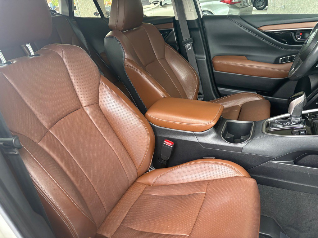 2020 Subaru Outback Image 40
