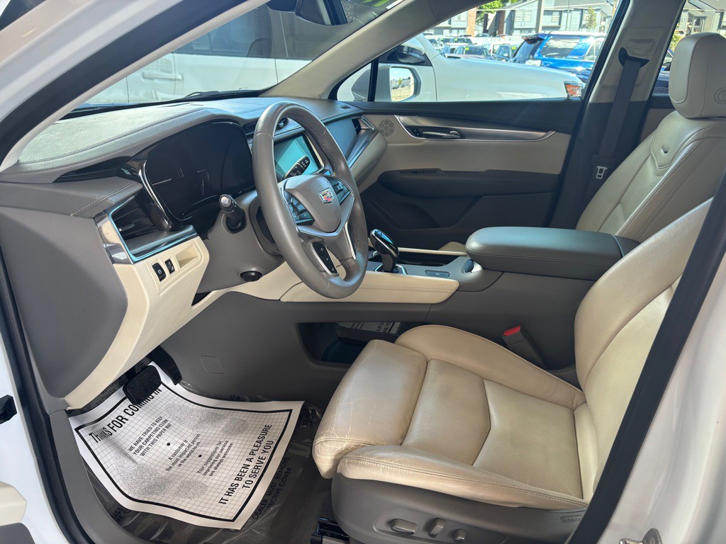 2017 Cadillac XT5 Image 5