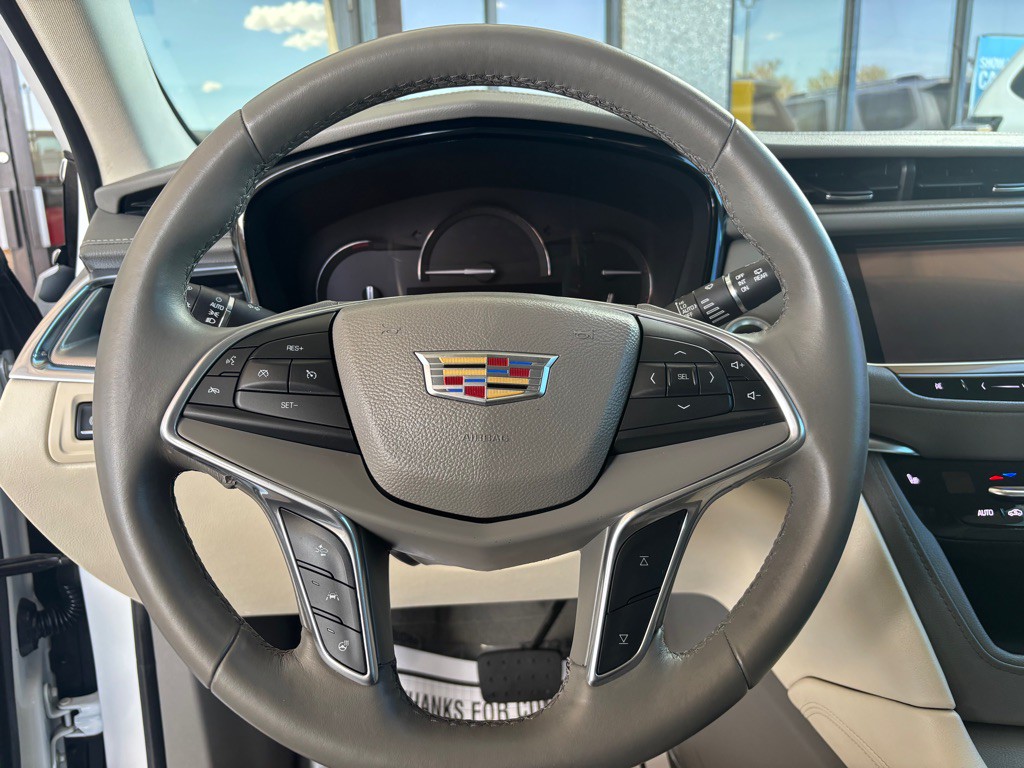 2017 Cadillac XT5 Image 8