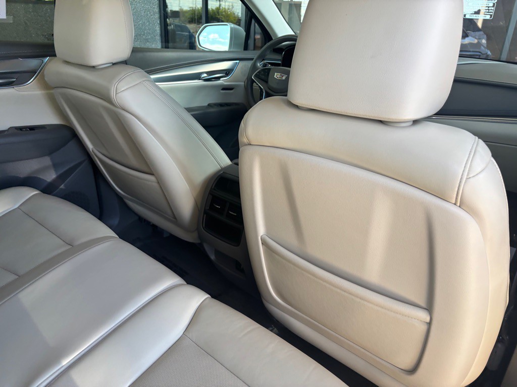2017 Cadillac XT5 Image 36