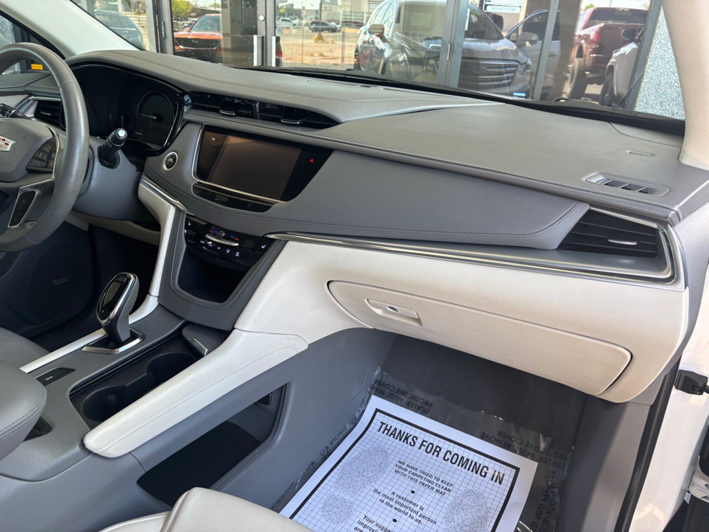 2017 Cadillac XT5 Image 40