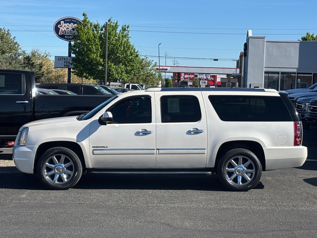 2013 GMC Yukon Image 2