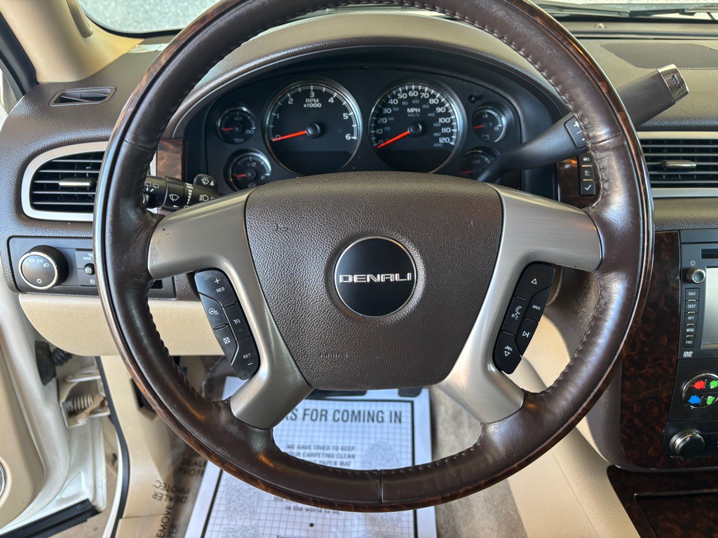 2013 GMC Yukon Image 8