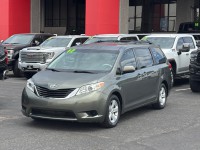 Image for 2012 Toyota Sienna LE ID: 7337075