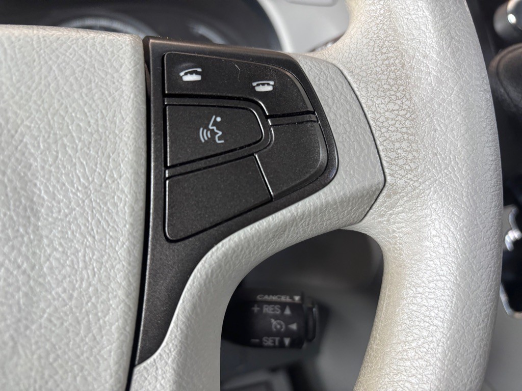 2012 Toyota Sienna Image 9