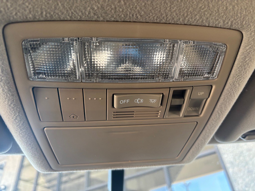 2011 Toyota Venza Image 16