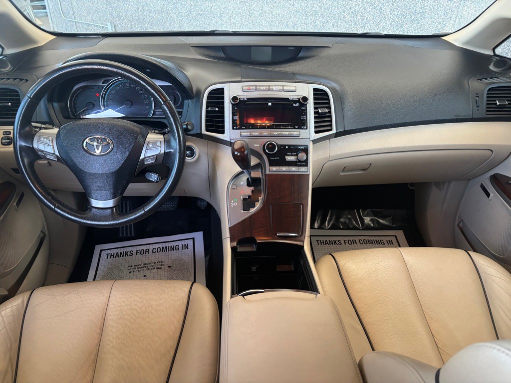 2011 Toyota Venza Image 25