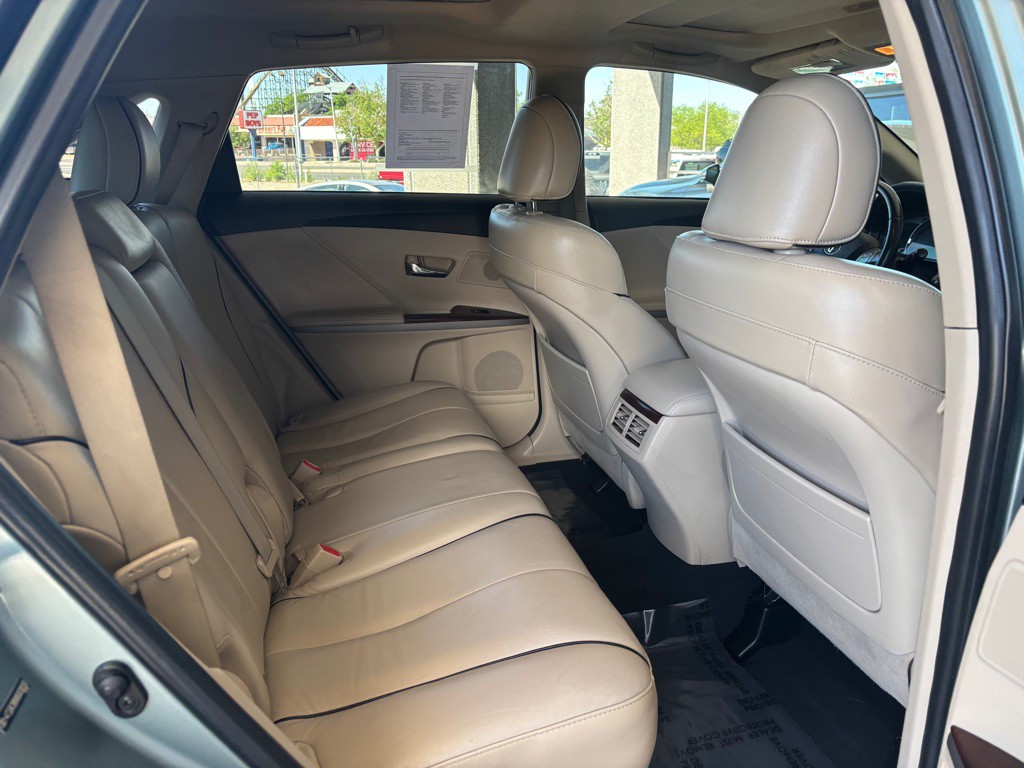 2011 Toyota Venza Image 31