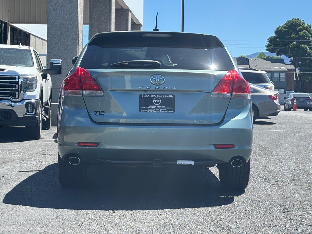 2011 Toyota Venza Image 48