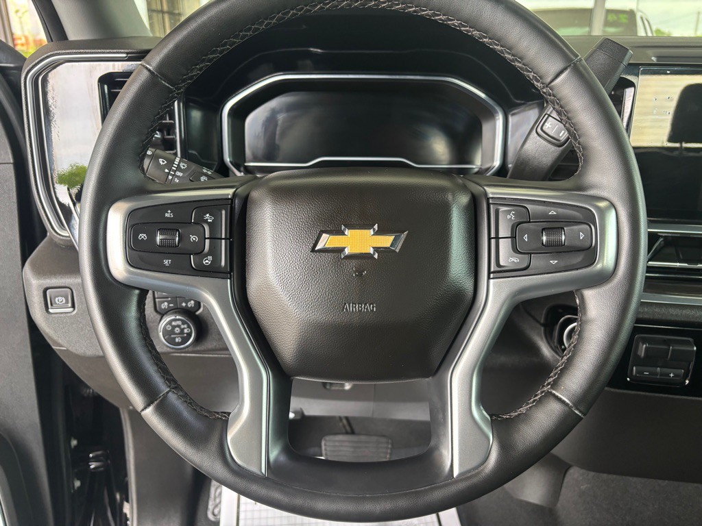 2024 Chevrolet Silverado 1500 Image 8