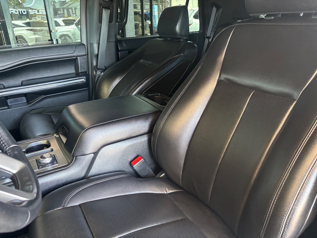 2021 Ford Expedition Image 6