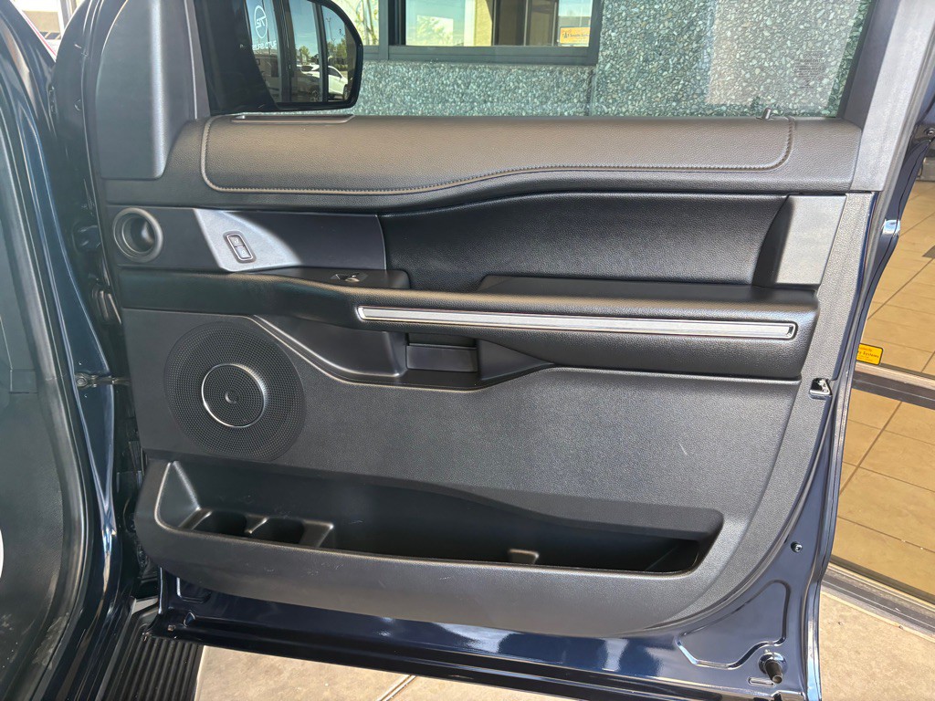 2021 Ford Expedition Image 42