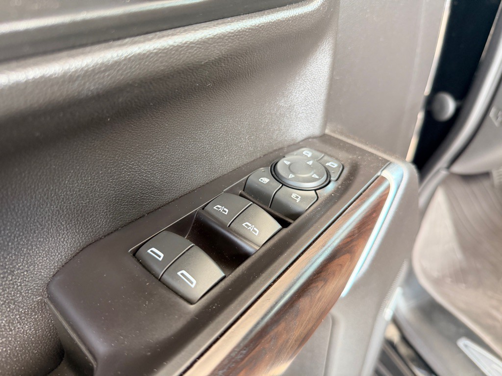 2019 GMC Sierra Image 6