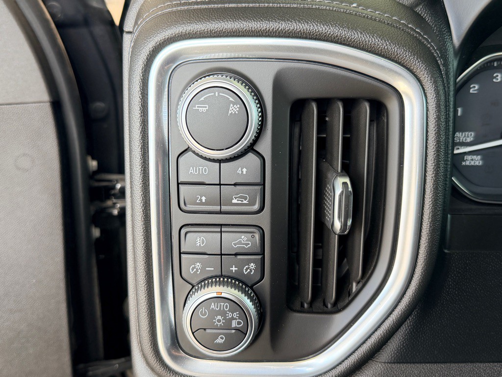 2019 GMC Sierra Image 11