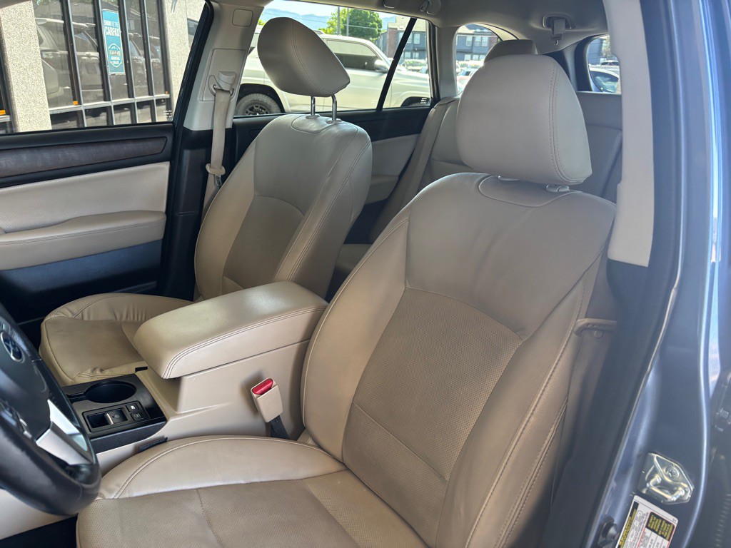 2016 Subaru Outback Image 6