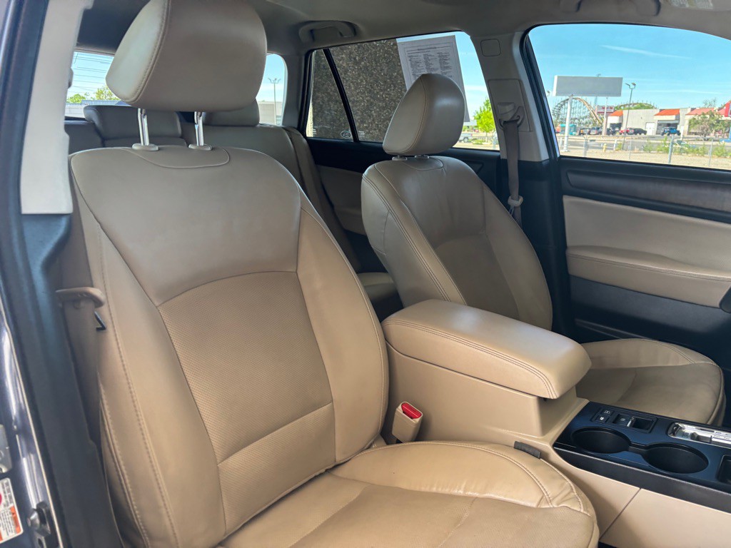 2016 Subaru Outback Image 28