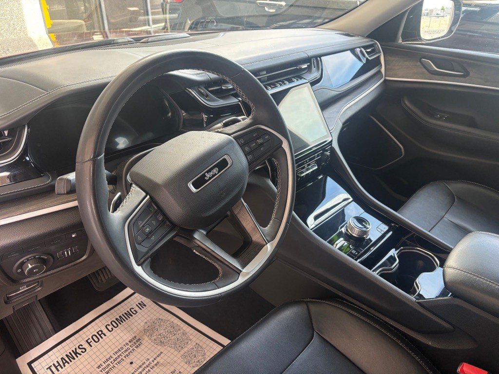 2022 Jeep Grand Cherokee Image 7