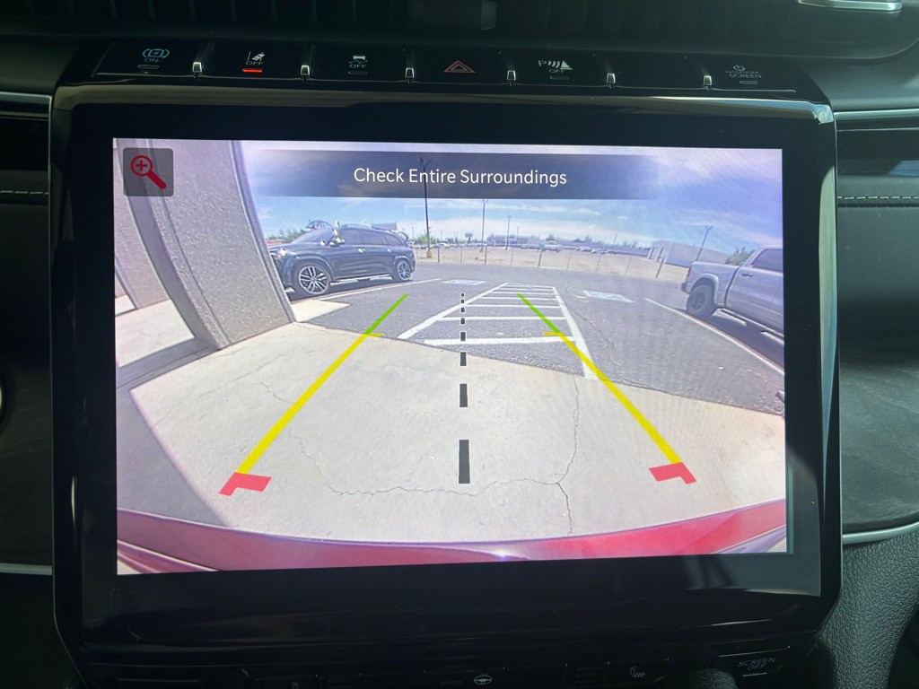 2022 Jeep Grand Cherokee Image 14