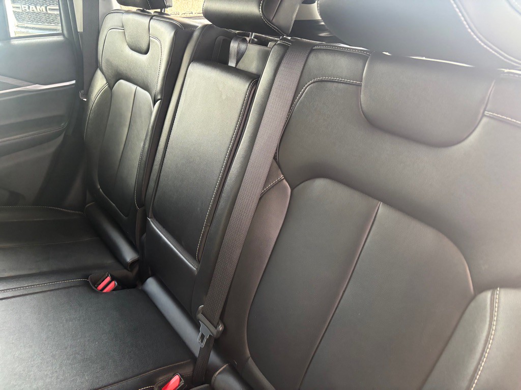 2022 Jeep Grand Cherokee Image 23