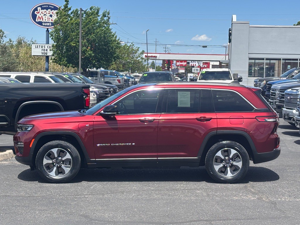 2022 Jeep Grand Cherokee Image 42