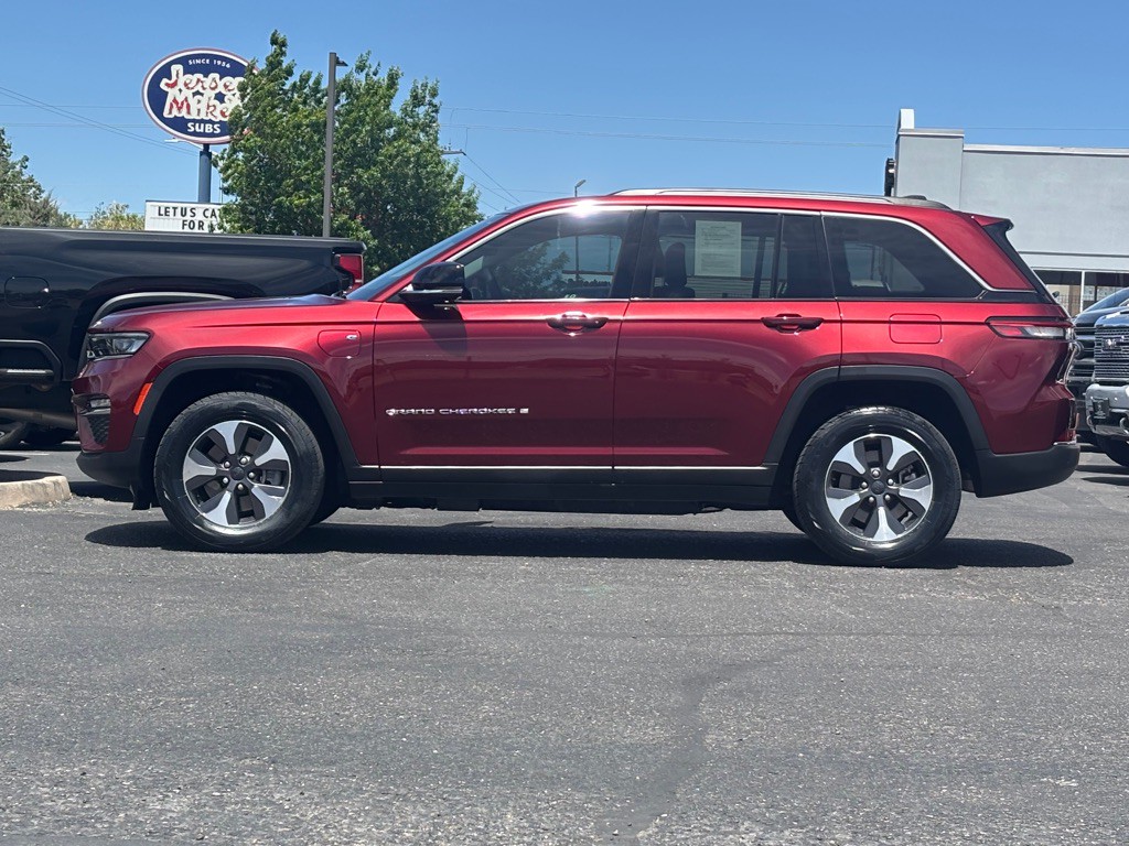 2022 Jeep Grand Cherokee Image 43