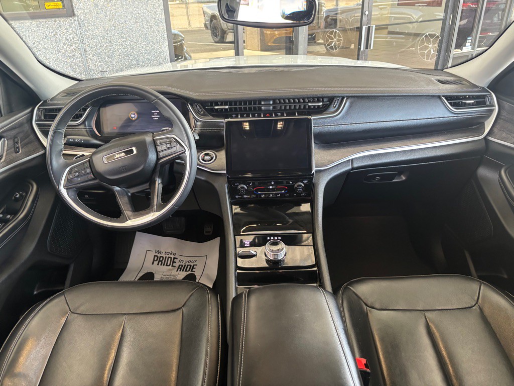 2023 Jeep Grand Cherokee Image 25