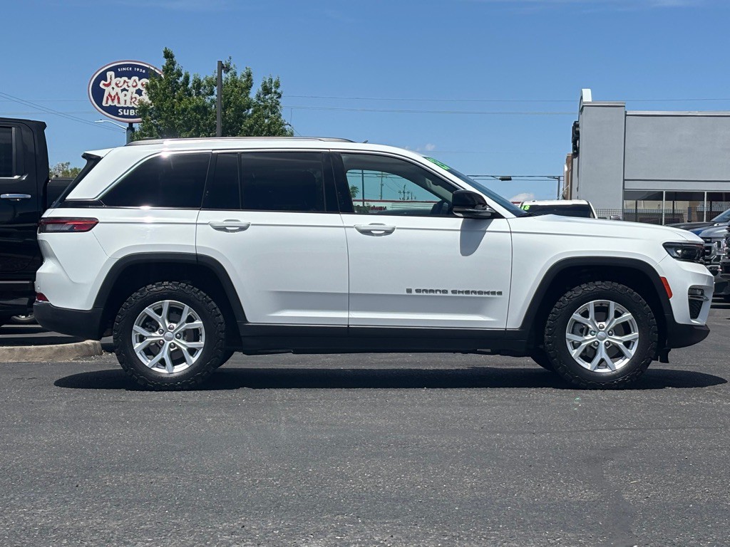 2023 Jeep Grand Cherokee Image 50