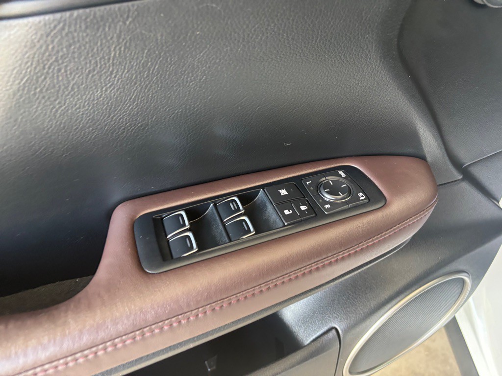 2016 Lexus RX Image 23