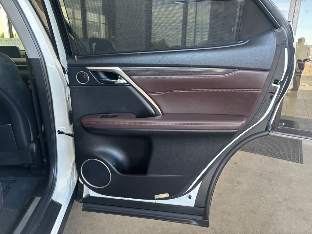 2016 Lexus RX Image 39