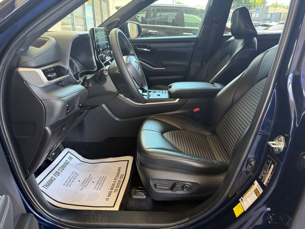 2022 Toyota Highlander Image 5