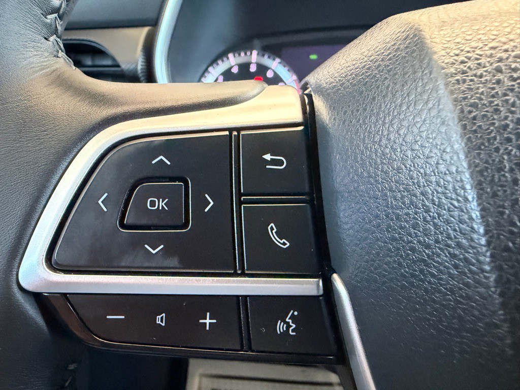 2022 Toyota Highlander Image 9