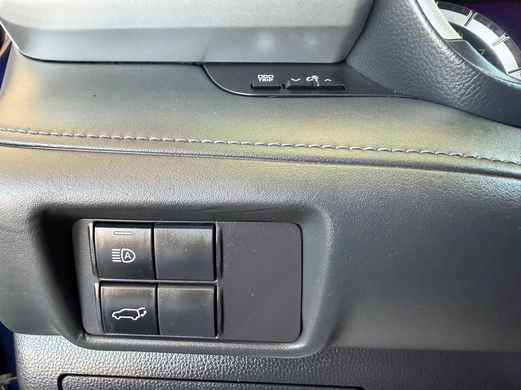 2022 Toyota Highlander Image 17