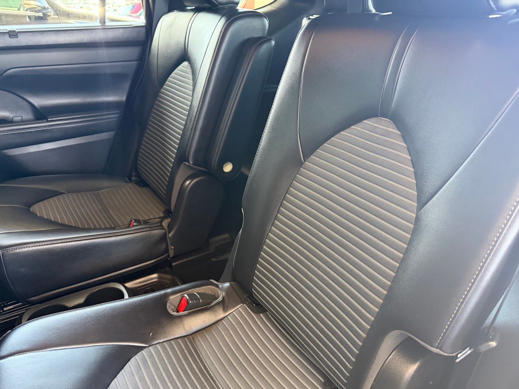 2022 Toyota Highlander Image 22