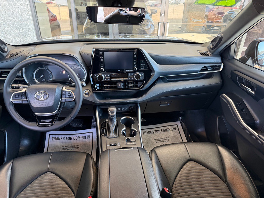 2022 Toyota Highlander Image 25