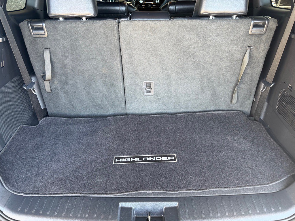 2022 Toyota Highlander Image 32