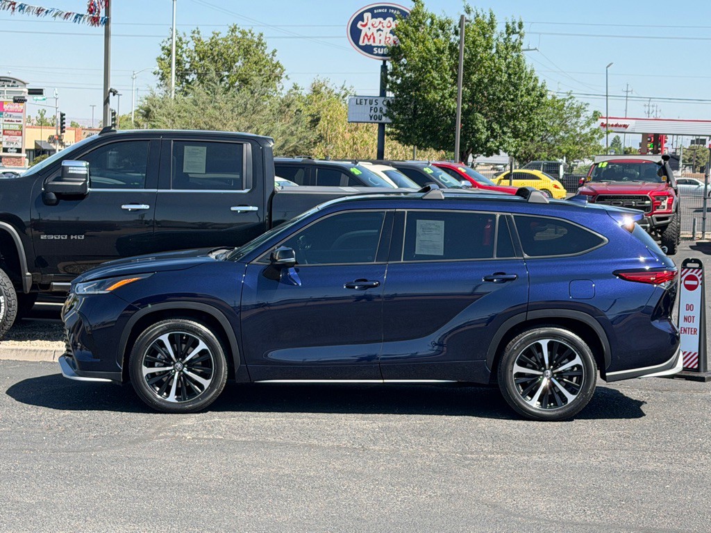 2022 Toyota Highlander Image 46
