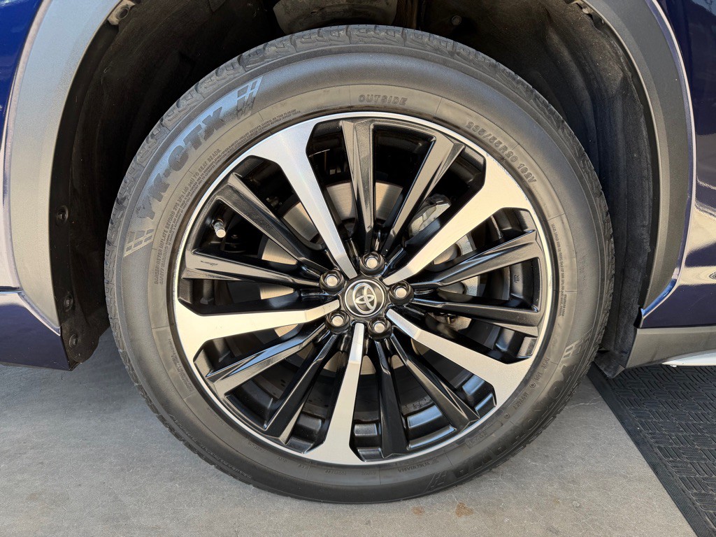 2022 Toyota Highlander Image 60