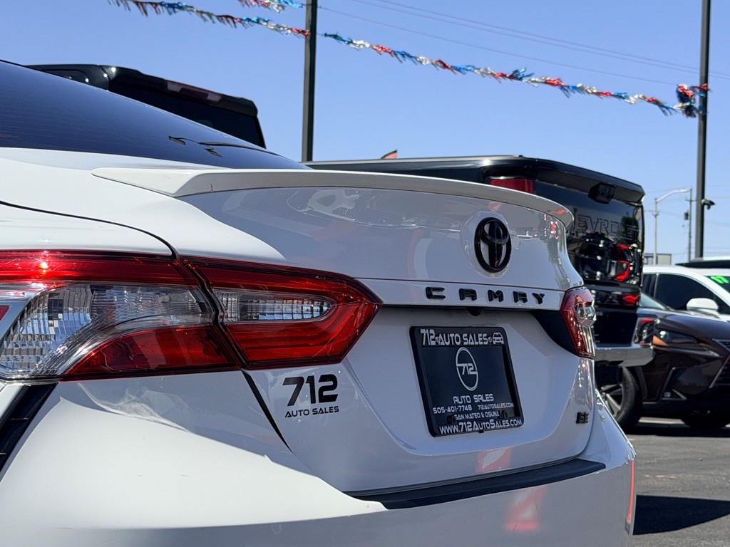 2018 Toyota Camry Image 29