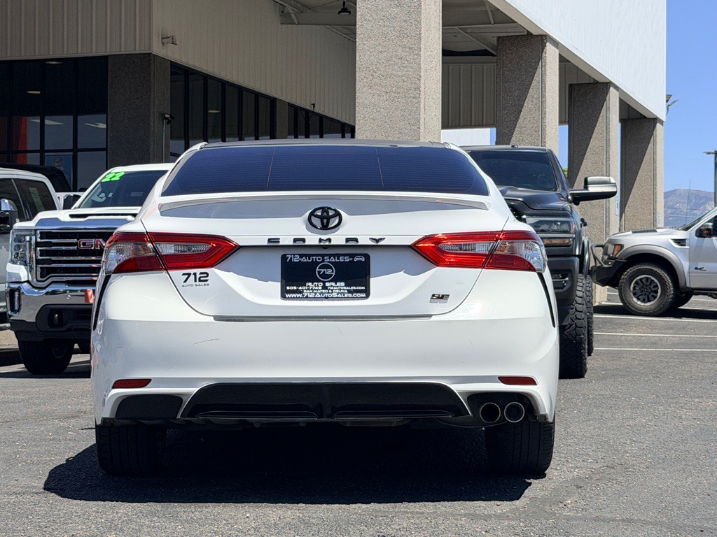 2018 Toyota Camry Image 31