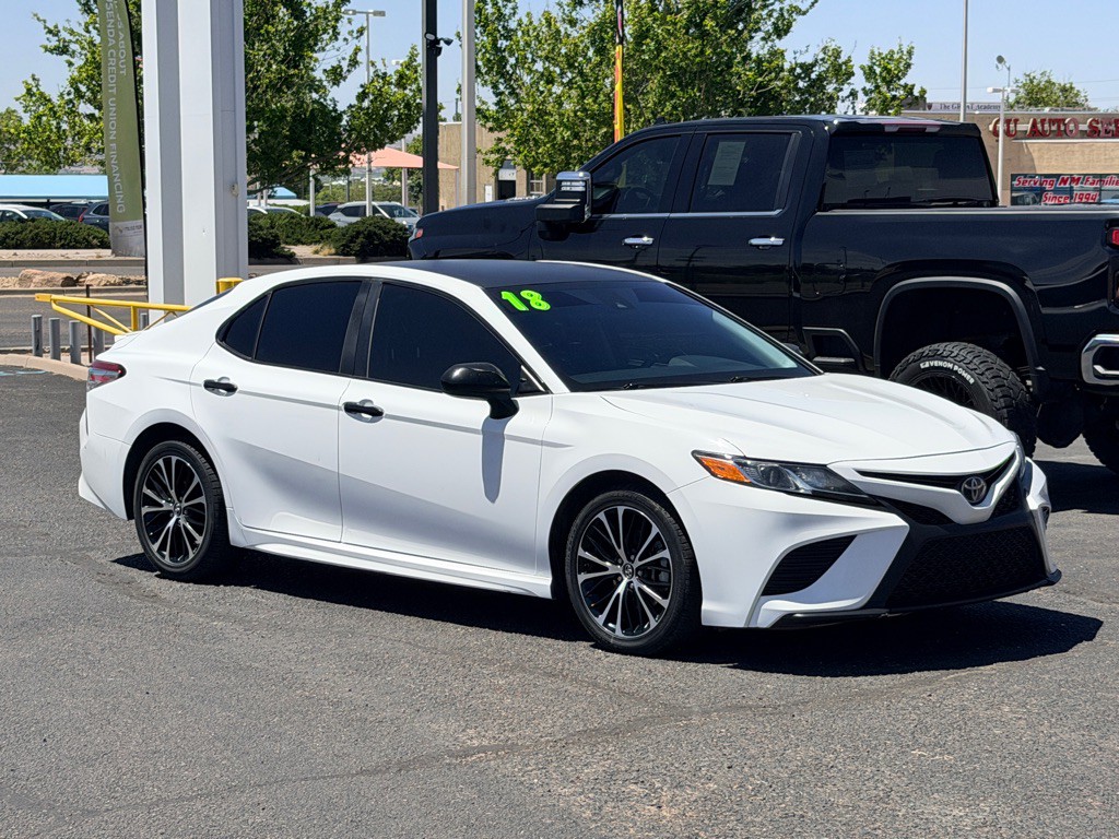 2018 Toyota Camry Image 36