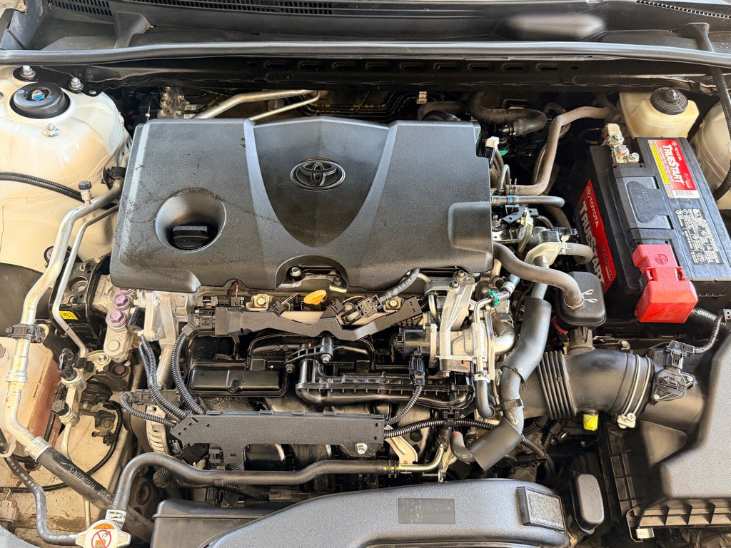 2018 Toyota Camry Image 38