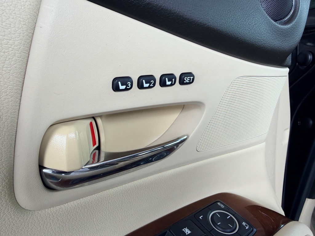 2013 Lexus RX Image 9