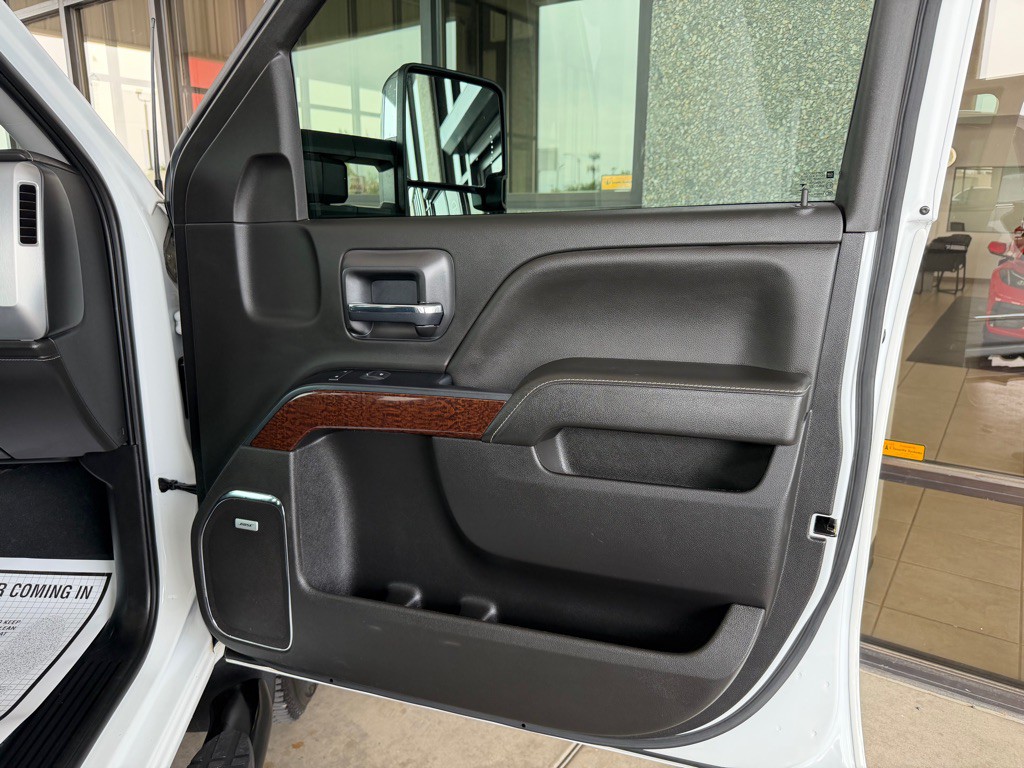 2019 GMC Sierra Image 40