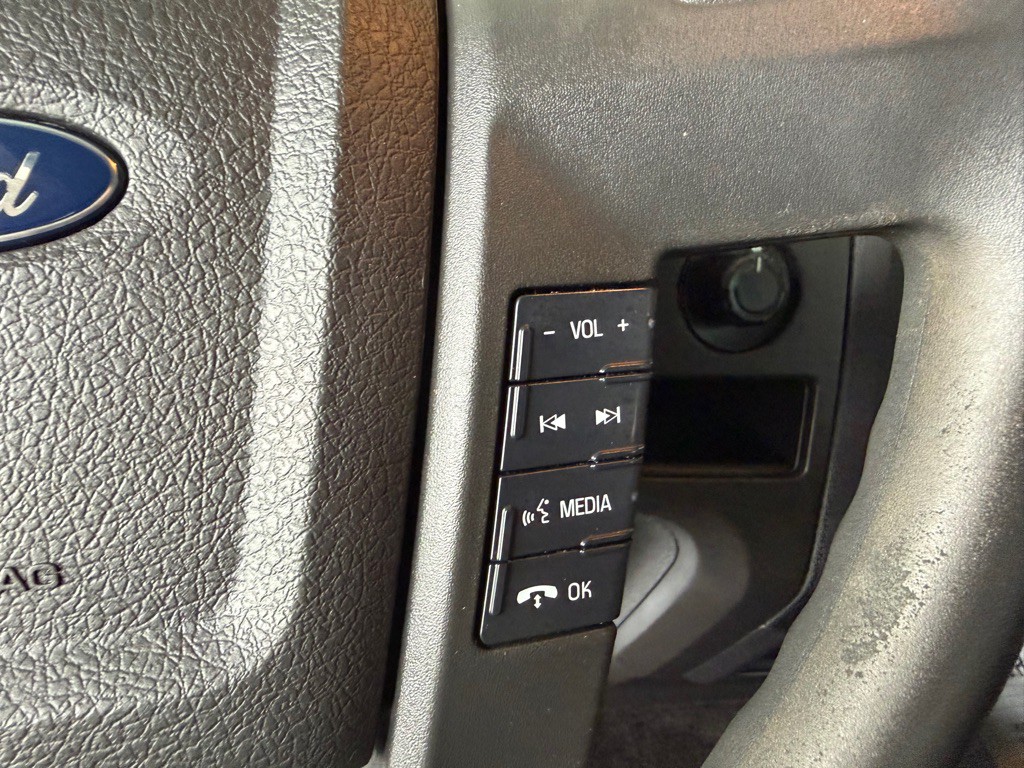 2014 Ford F-150 Image 9