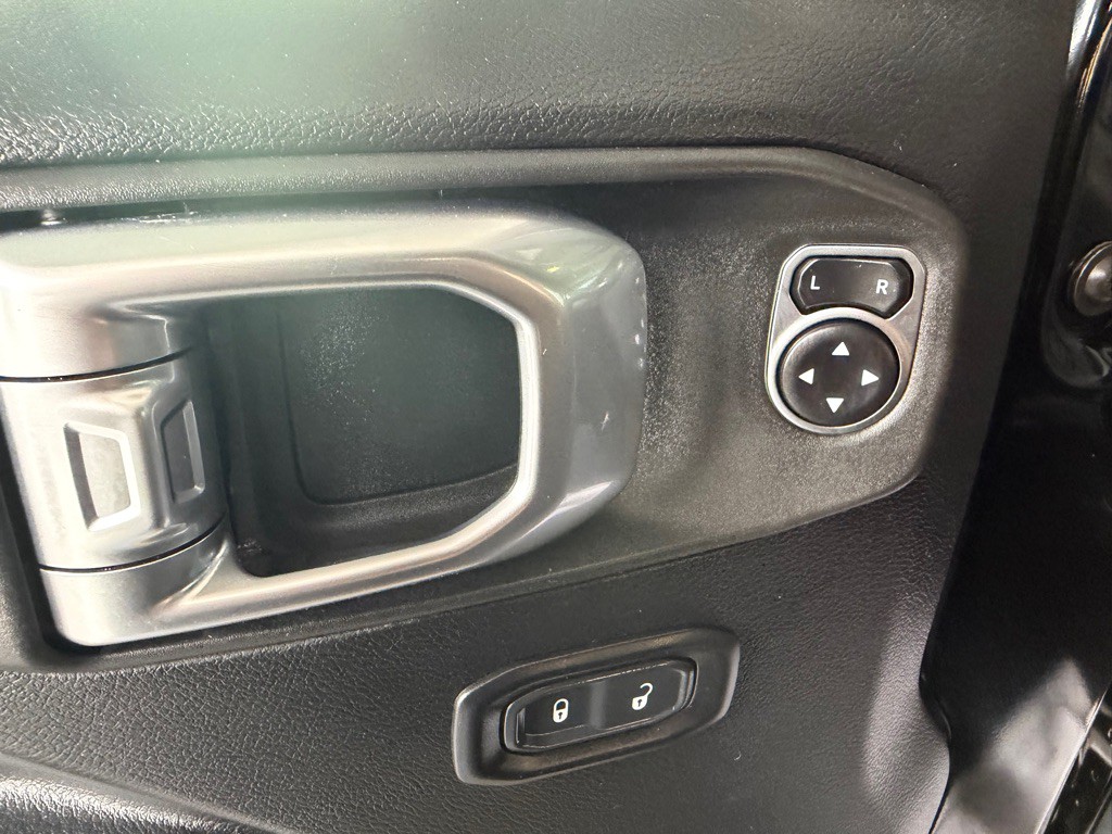 2020 Jeep Wrangler Image 19