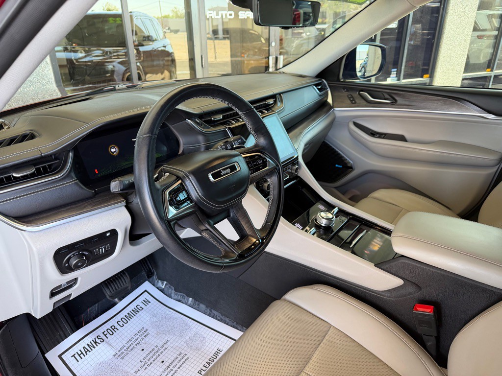 2022 Jeep Grand Cherokee Image 7