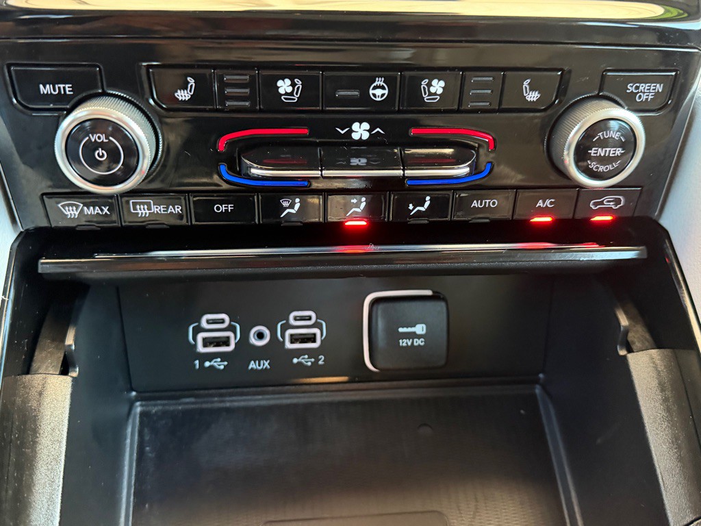 2022 Jeep Grand Cherokee Image 14