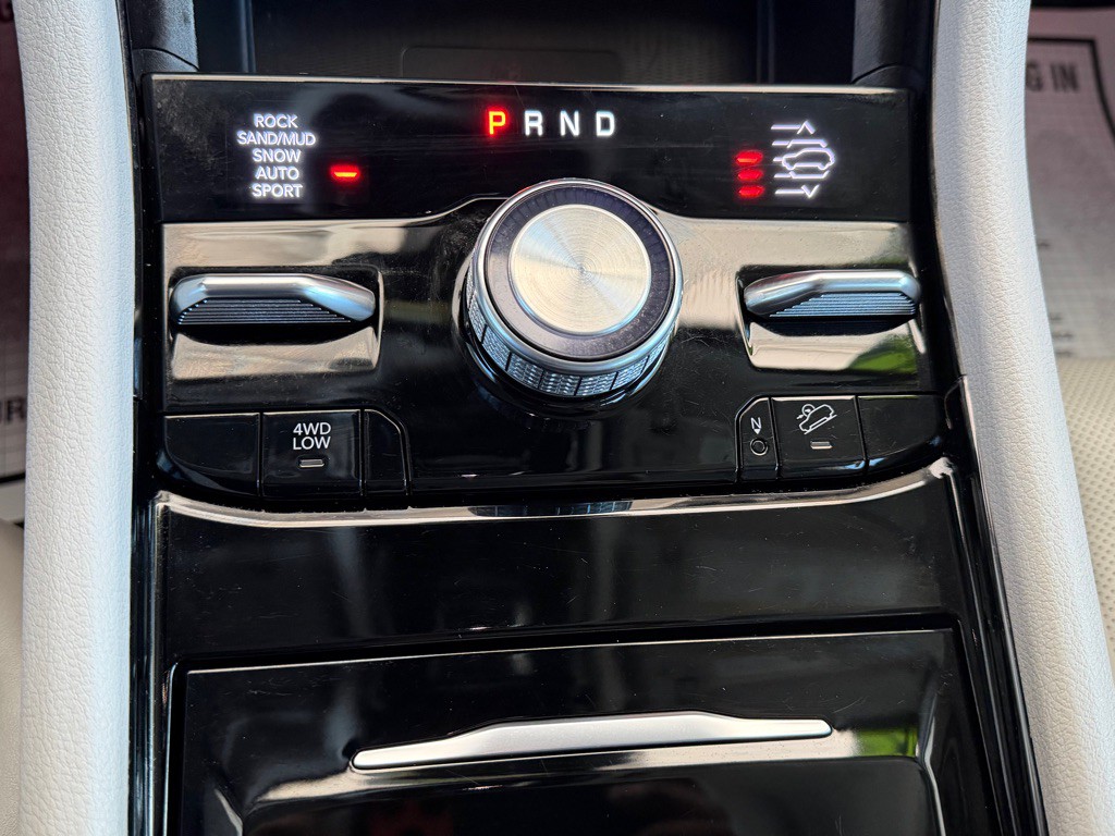 2022 Jeep Grand Cherokee Image 15