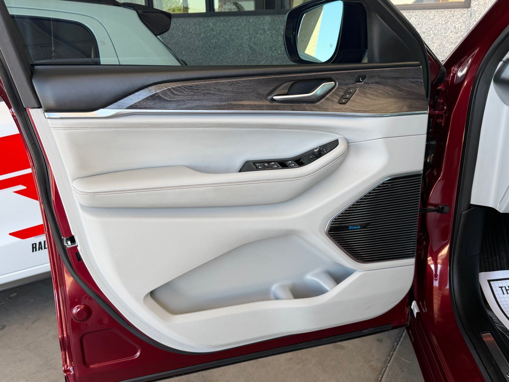 2022 Jeep Grand Cherokee Image 20