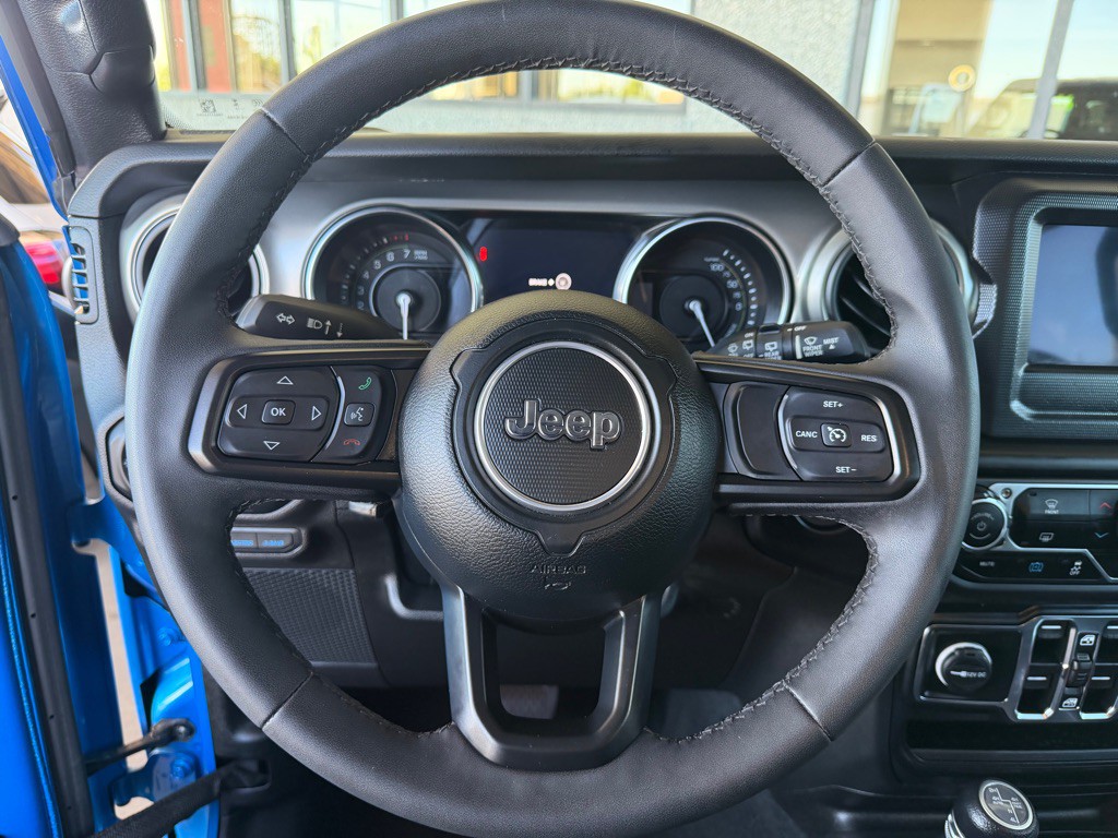 2023 Jeep Wrangler Image 8